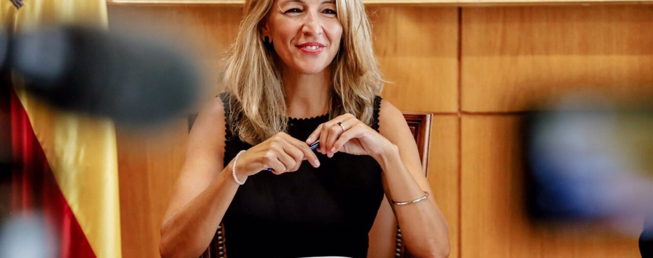 Díaz proclama que seguirá coordinando Sumar en el Gobierno y solo deja el liderazgo orgánico: "No me voy, me quedo"