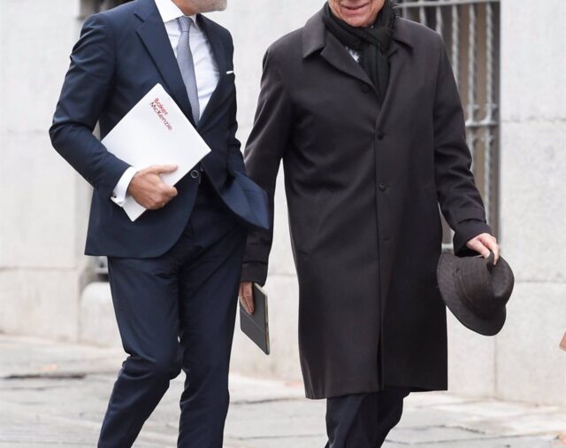 El expresidente del BBVA pide el sobreseimiento en el 'caso Villarejo' porque "no existe ni un solo indicio" contra él