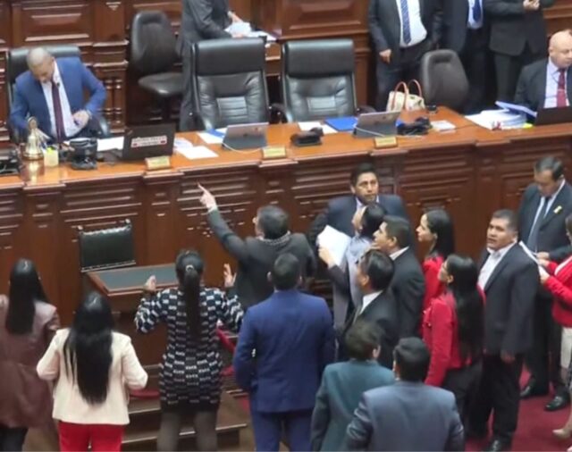 Gritos y quejas en el Congreso: bancadas se enfrentan por reforma del sistema de pensiones de Fuerza Popular