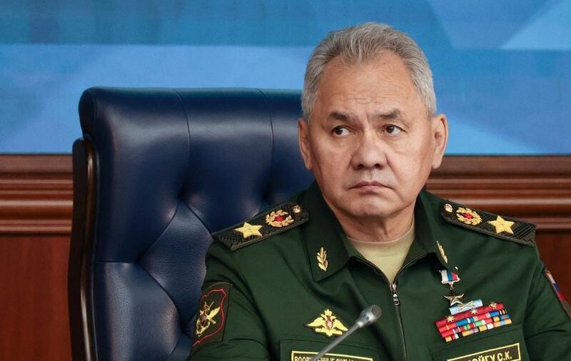 La Corte Penal Internacional ordenó el arresto del ministro de Defensa y del jefe de Estado Mayor de Rusia