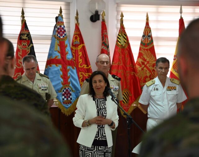 La ministra de Defensa llama al cese de las hostilidades entre Israel y Líbano y pide un alto el fuego "inmediato"