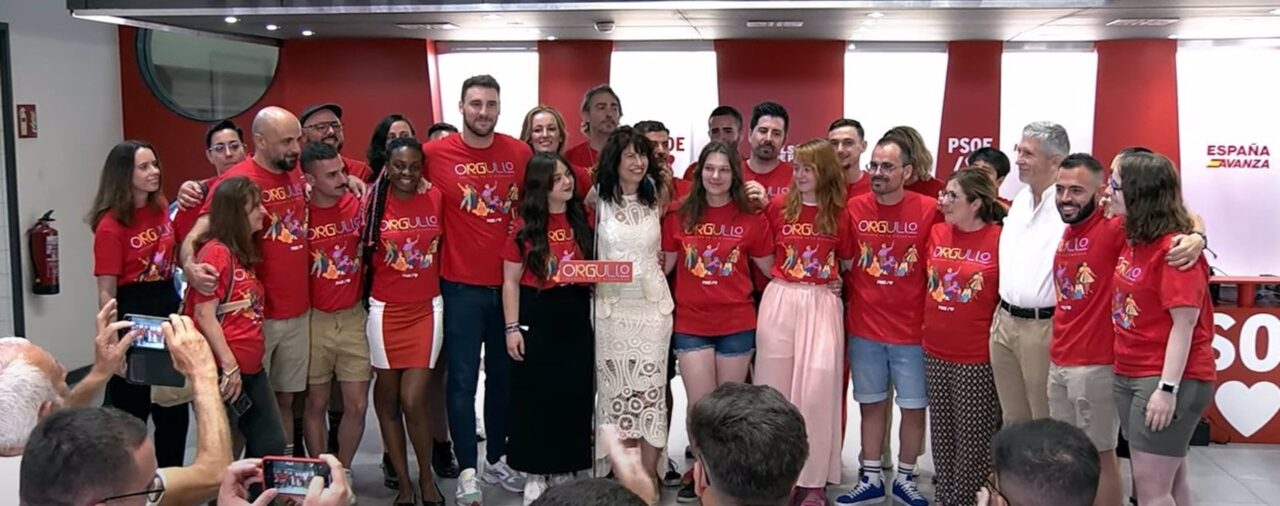 El PSOE carga contra Ayuso en la celebración del Orgullo y defiende su recurso de inconstitucionalidad