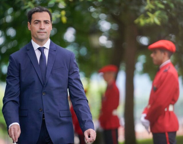 El Rey recibe el lunes en el Palacio de la Zarzuela al lehendakari, que esta próxima semana inicia su ronda con partidos