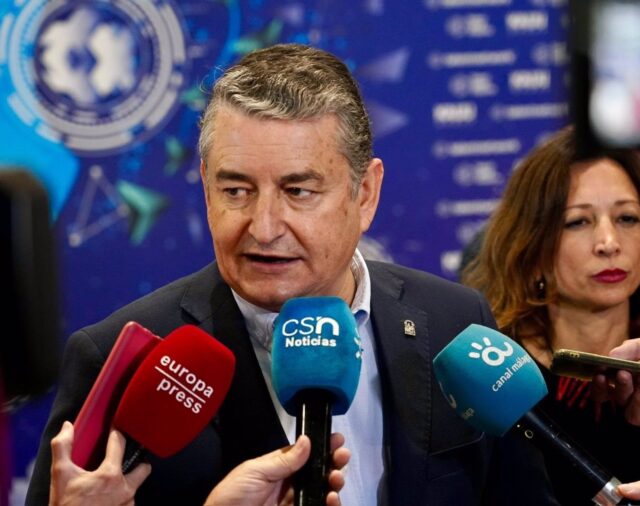 La Junta dice al PSOE que el PP no ha dictado ninguna sentencia en los ERE y le pide que "deje de insultar al Supremo"