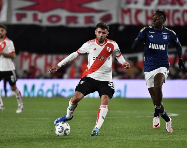 River Plate vence 1-0 a Millonarios en un amistoso en el estadio Monumental