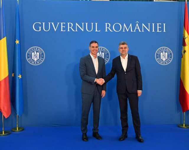 Sánchez destaca en Rumanía el compromiso de España con la defensa oriental de la OTAN y aboga por dinamizar la región