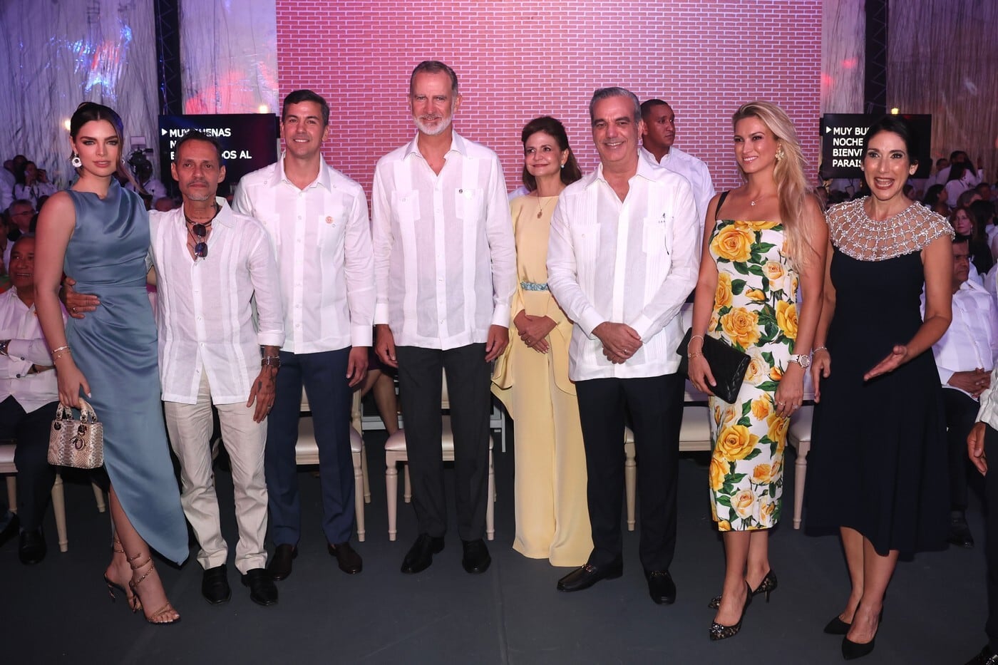 El Rey Felipe VI (c) durante su visita a la República Dominicana, a 15 de agosto de 2024, en Santo Domingo (República Dominicana). El Rey ha viajado a la República Dominicana para asistir al acto de toma de posesión del presidente electo, Luis Abinader (Casa Real)