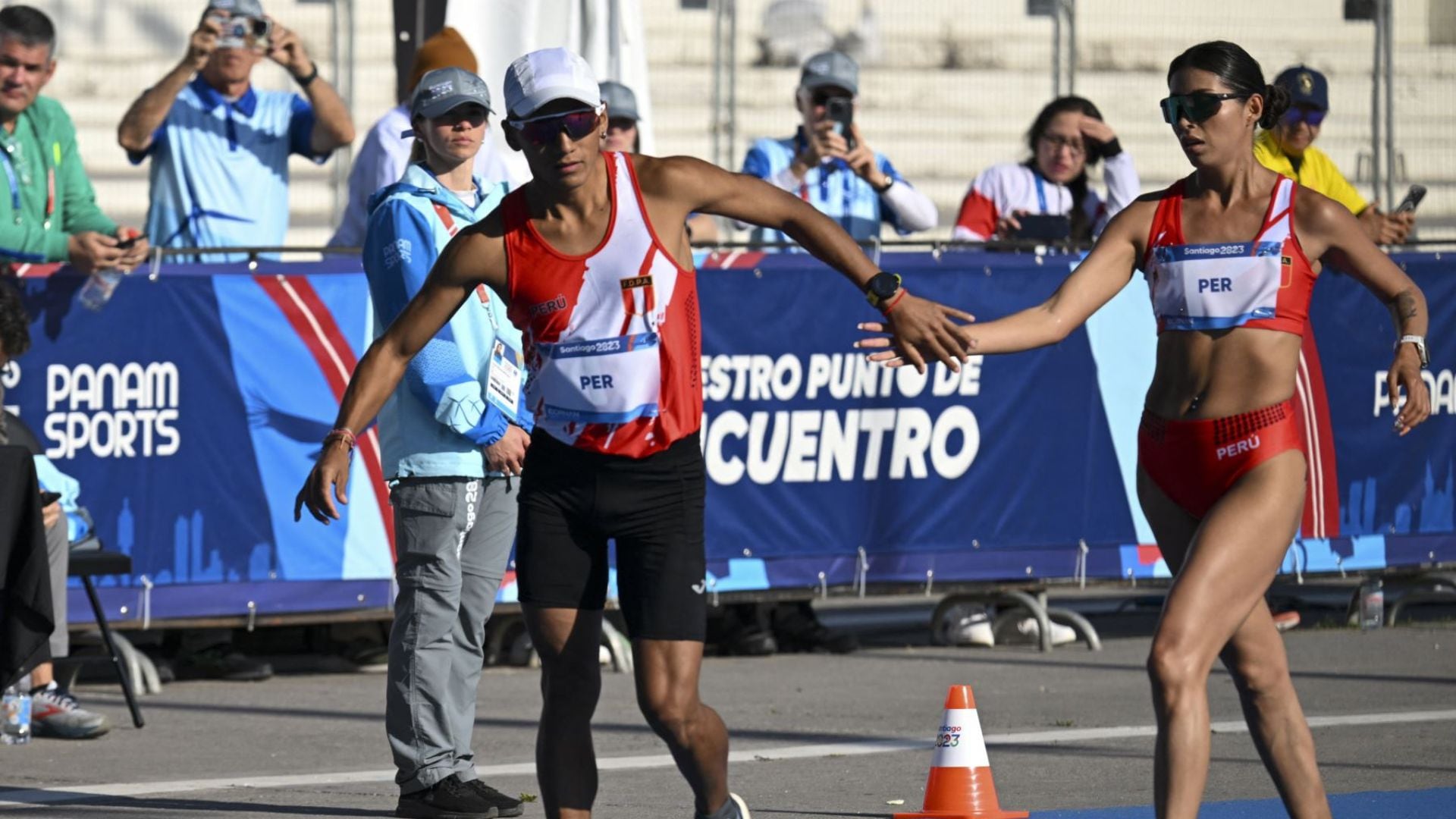 Kimberly García y César Rodríguez consiguieron la medalla de plata en Santiago 2023.