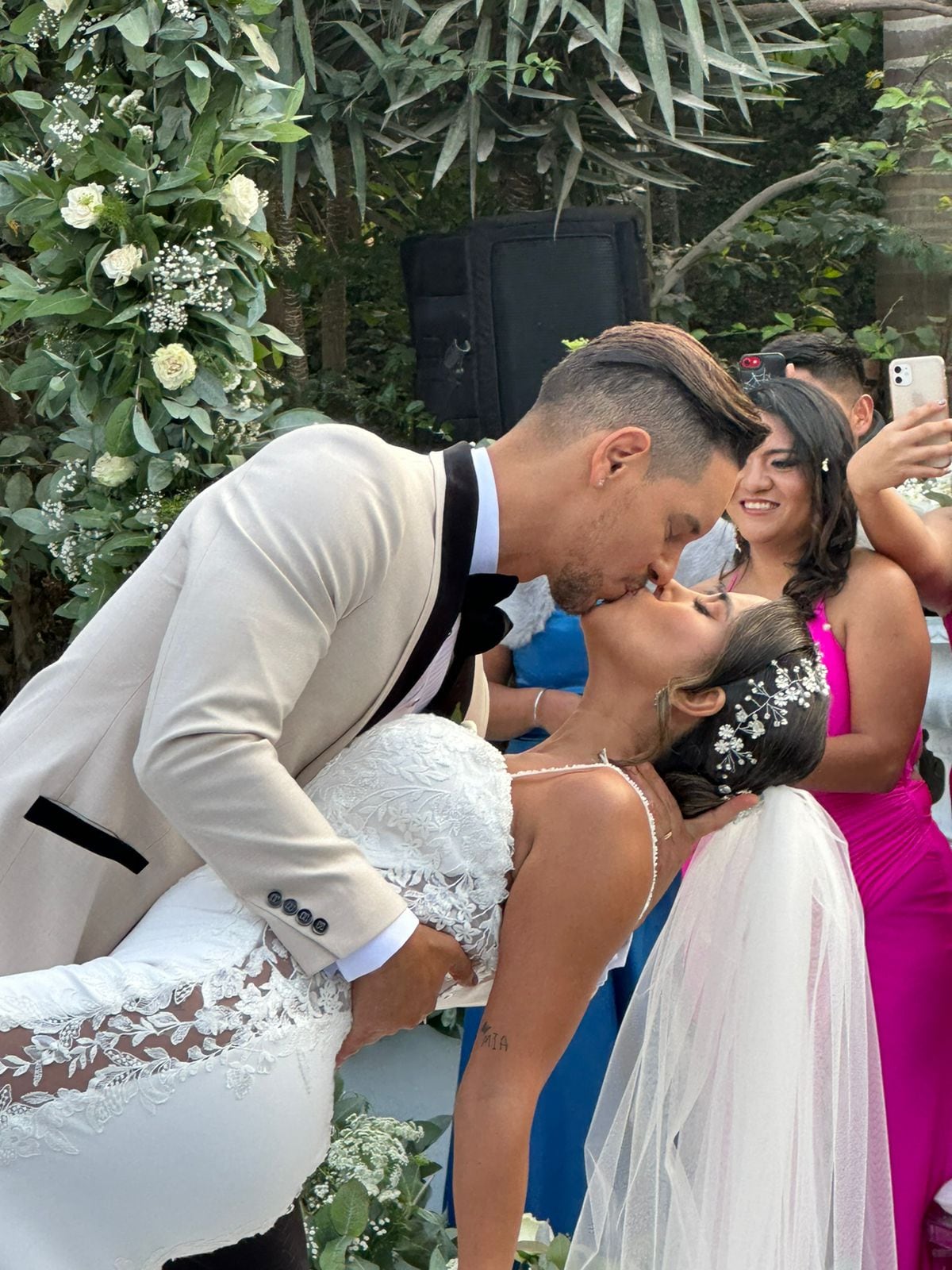 Melissa Paredes y Anthony Aranda se casaron en Pachacamac.