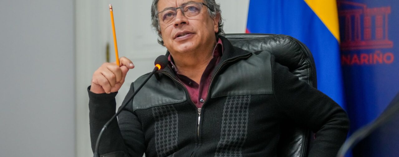 Presidente del Senado “le bajó el pulgar” a polémica propuesta para reelegir a Gustavo Petro: “No hay ambiente”