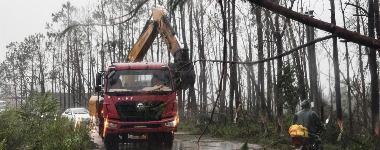 El tifón 'Yagi' deja 14 muertos a su paso por el norte de Vietnam