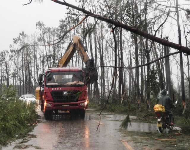 El tifón 'Yagi' deja 14 muertos a su paso por el norte de Vietnam