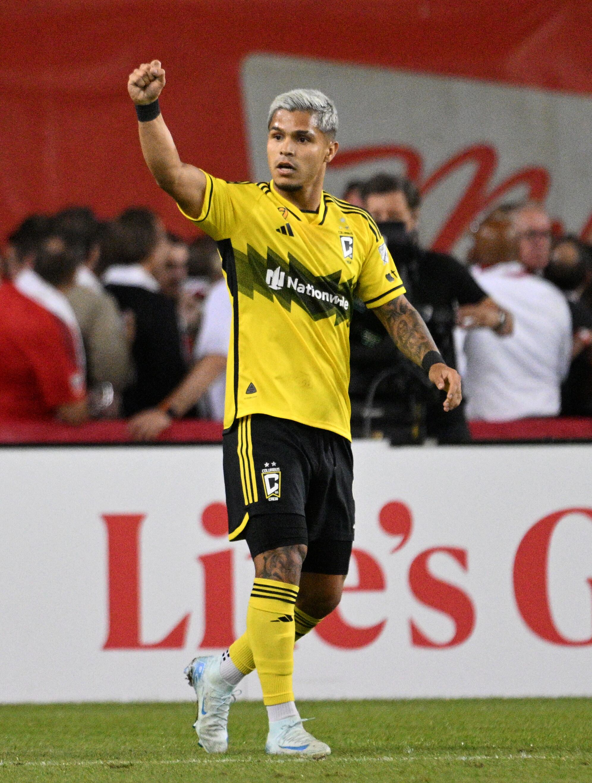 El jugador colombiano celebró su actuación con el Columbus Crew en la victoria contra el Toronto FC - crédito Hamilton/Imagn Images