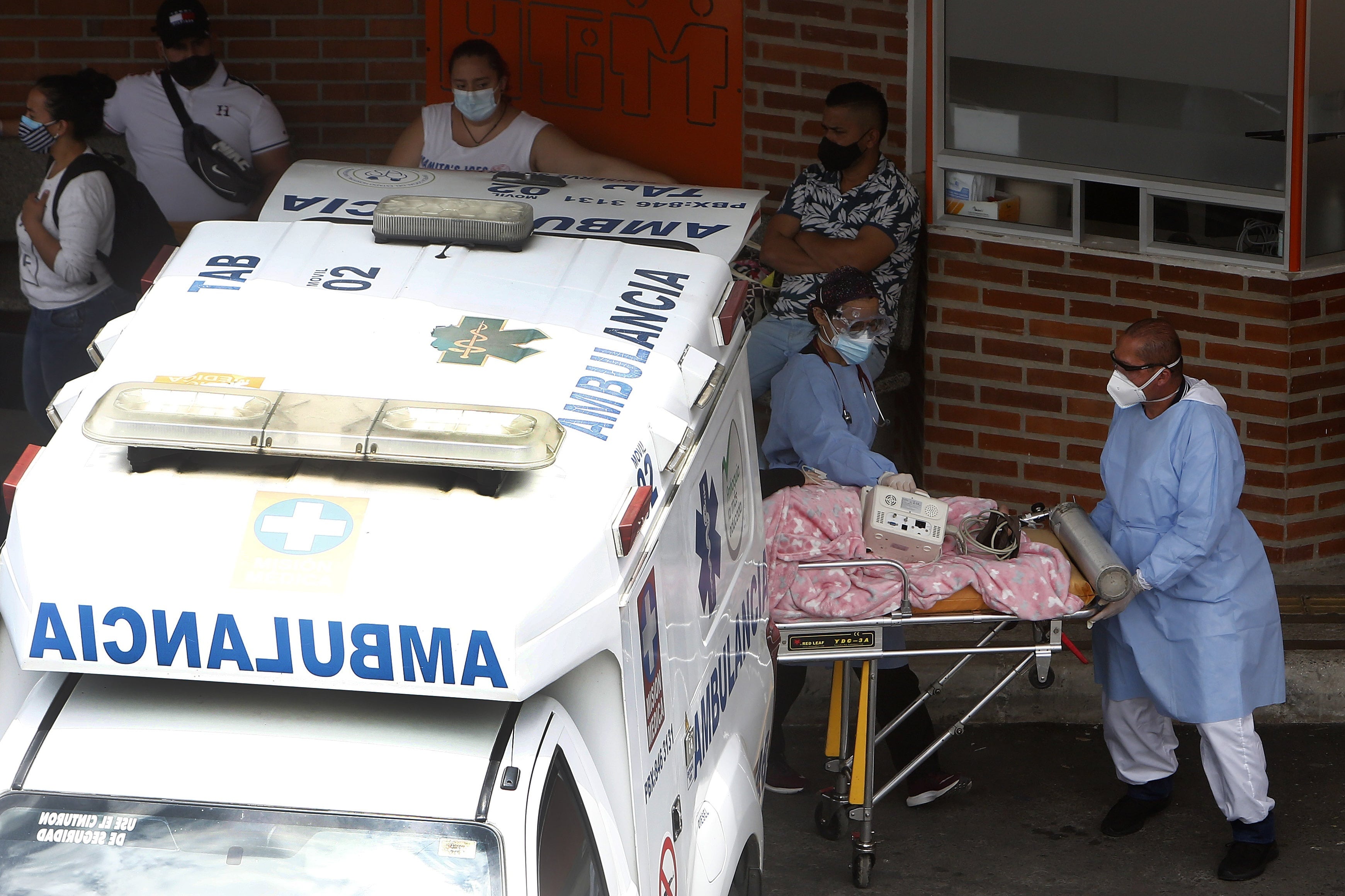 Razón por la que Supersalud investiga a las empresas de ambulancias de Ibagué - crédito Luis Eduardo Noriega A./EFE 