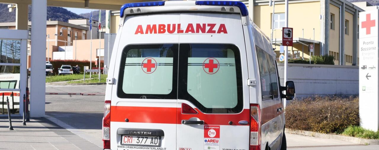 Un policía grave tras ser linchado después de matar a un hombre en Calabria tras una discusión de tráfico